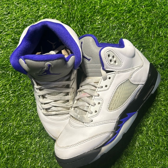 Size 5Y - Air Jordan 5 Retro ‘Dark Concord’